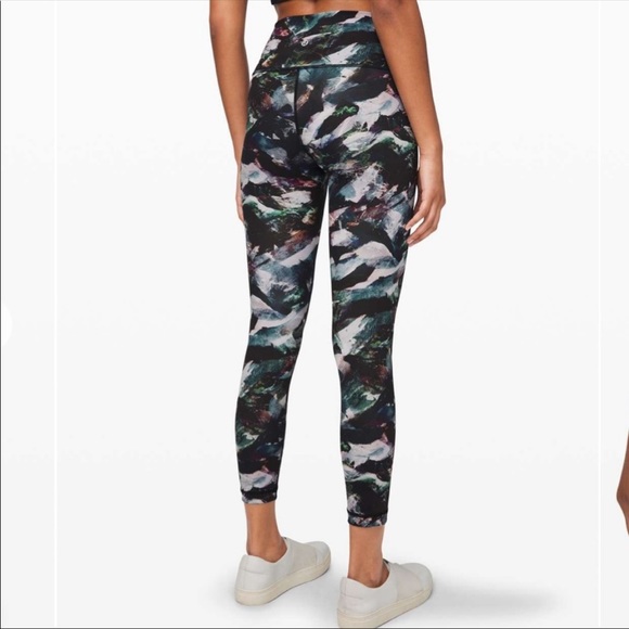 Lululemon Luxtreme Wunder Under High-Rise Leggings, 25” - Picture 2 of 5